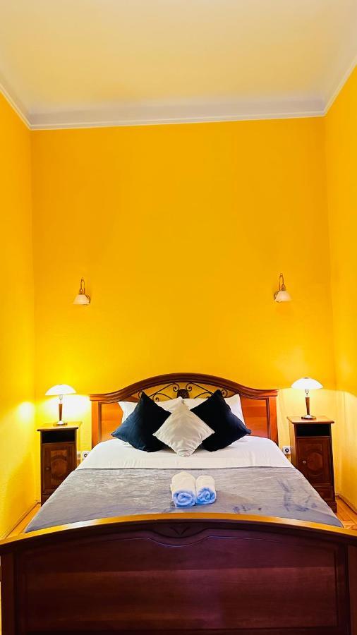 Apartament Jozsef 69 - 2brs, 5m To Newyork Cafe