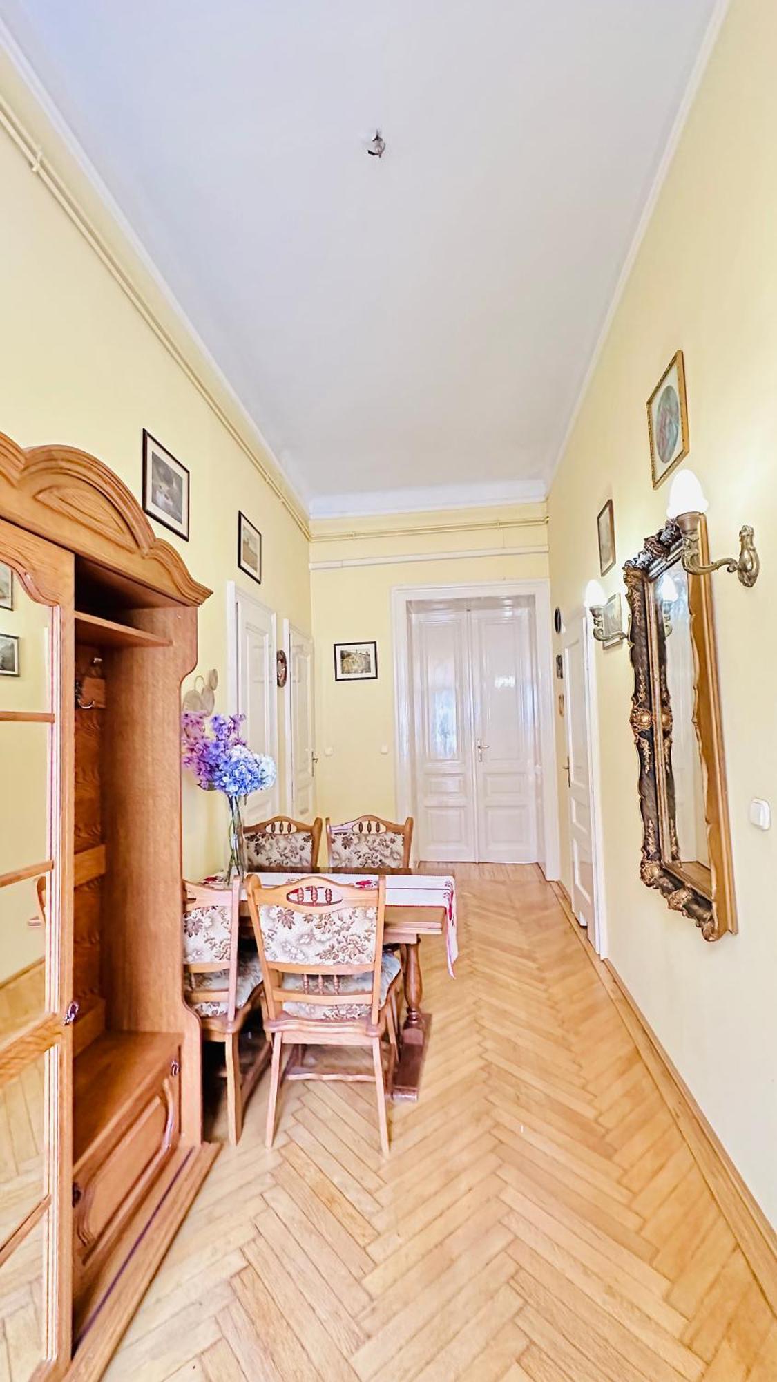 Apartament Jozsef 69 - 2brs, 5m To Newyork Cafe Budapesta